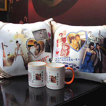 幸福聖誕專案-抱枕.彩色馬克杯組